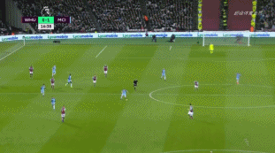 杰伦·约翰逊背靠背拿下三双，成为老鹰队史第二人