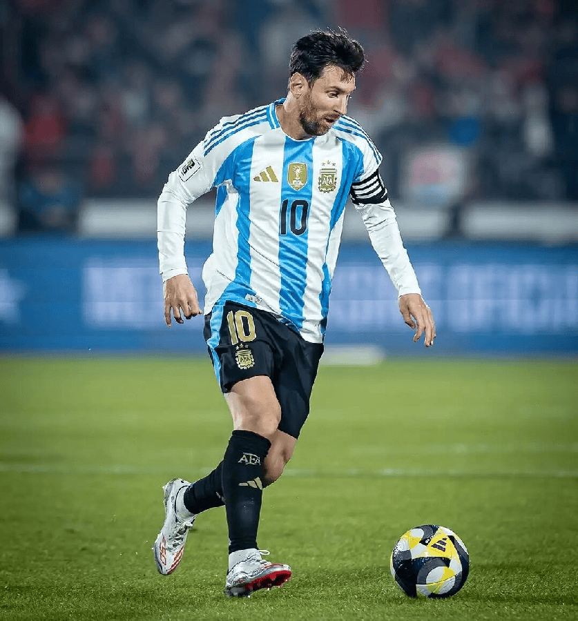 篮球勇士明星球员连续得分20+