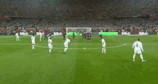 杨晨对话施拉普纳：中国球员不该只为钱踢球，留洋从乙级开始