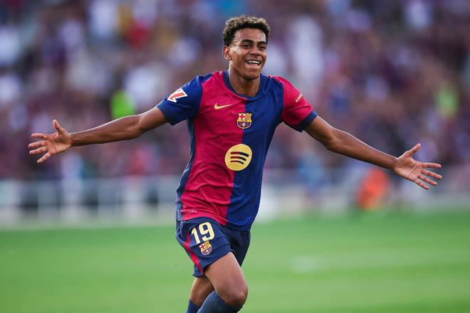 图片报：拜仁正在考察桑托斯19岁的巴西左后卫索萨