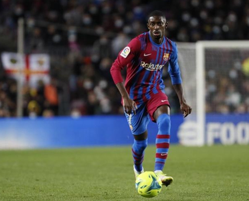 足球中超球队前锋脚踝受伤，赛季恐报销