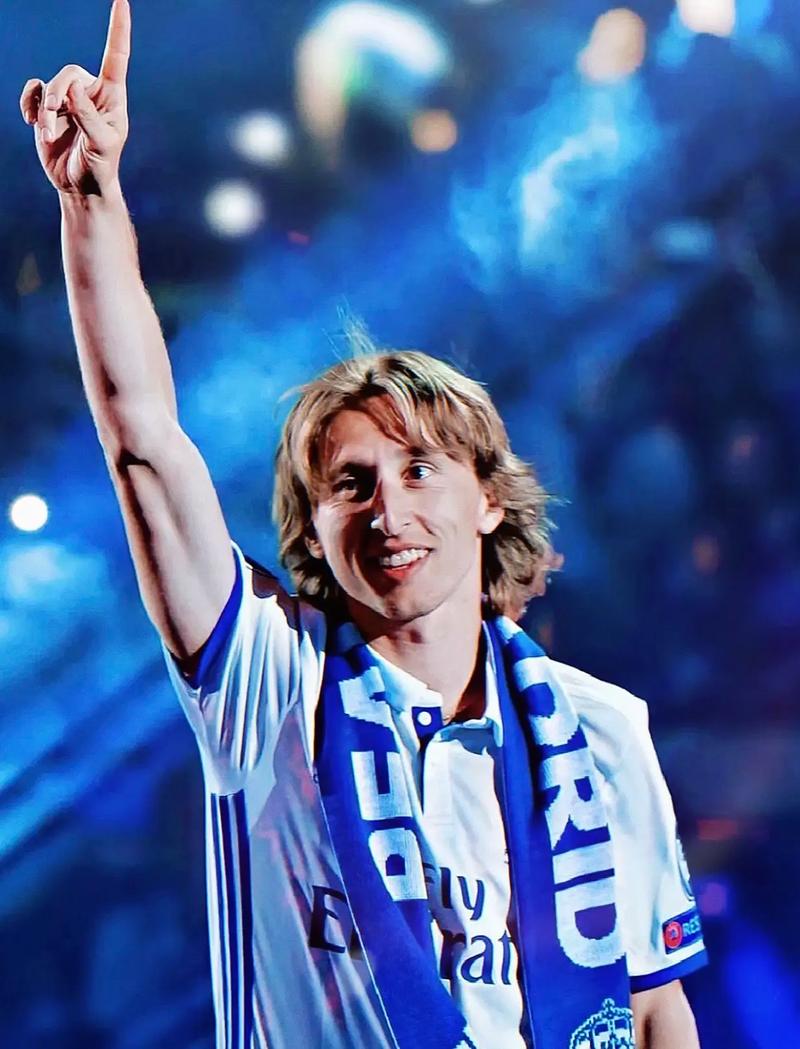 Shams：独行侠愿意聆听关于加福德+汤普森+拉塞尔的报价