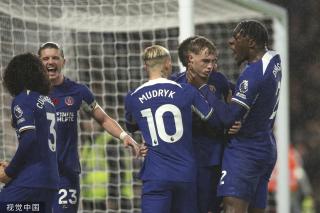 戴格诺特：科尔教练一直很照顾我，他总能因材施教发挥球队优势