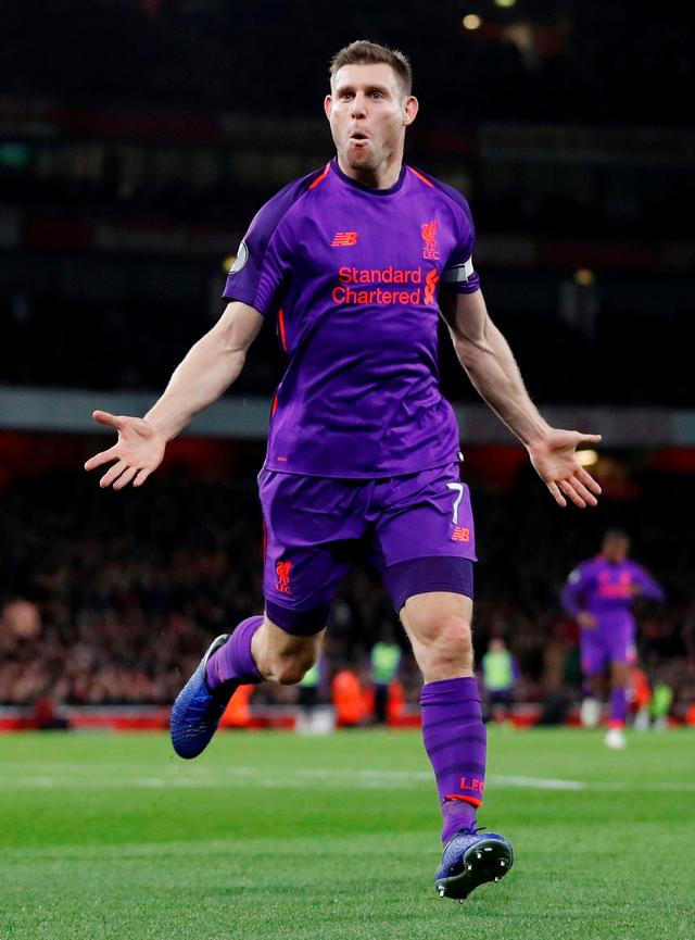 西媒：巴萨向欧足联提交报告，控诉法兰克福球迷破坏球场设施